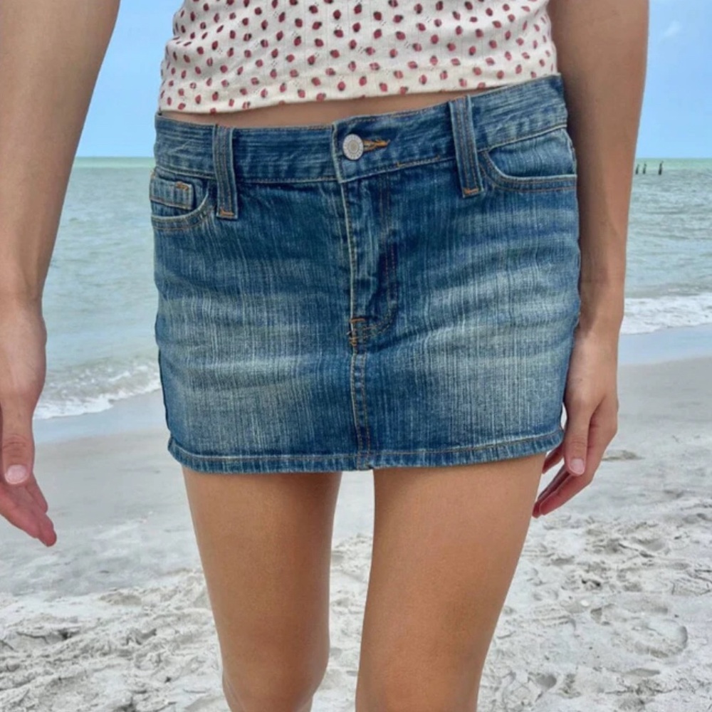NWT Brandy Melville denim mini skirt